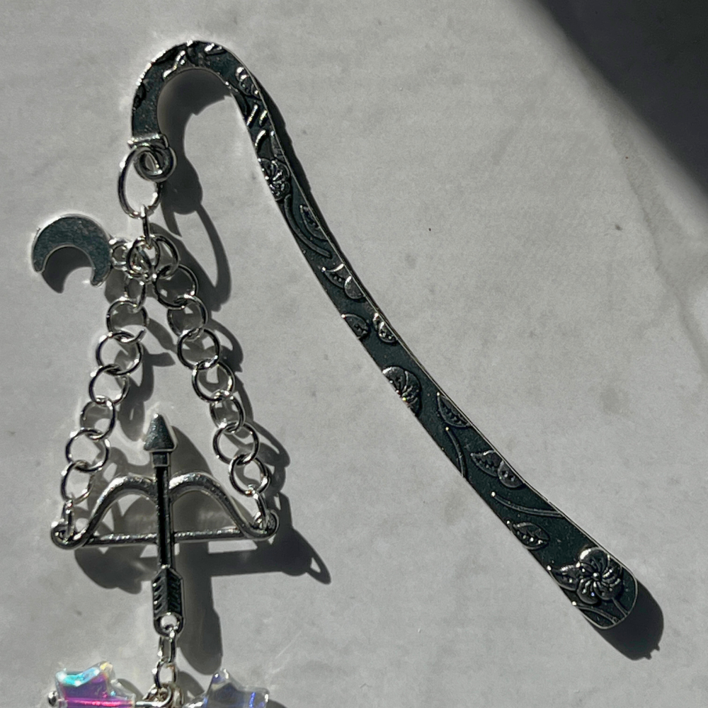 “Green-Eyed Arrow” Edition Fae-Court Romantasy Handmade Bookmark