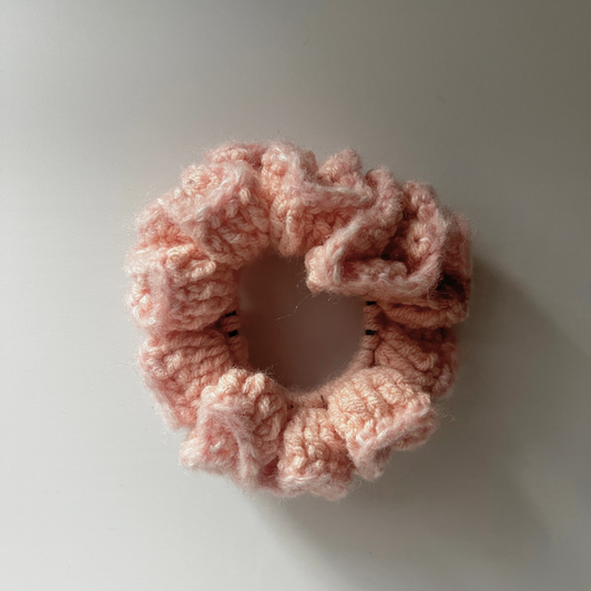 SKZ "Do It" Crochet Scrunchie | Soft Pink Double Scrunchie