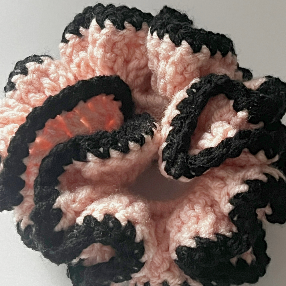 SKZ "Do It" Crochet Scrunchie | Blush Pink & Black Hair Tie