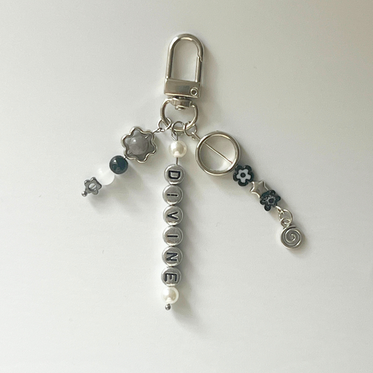 SKZ Divine Keychain | Black, White & Pearl Fan-Made Keychain