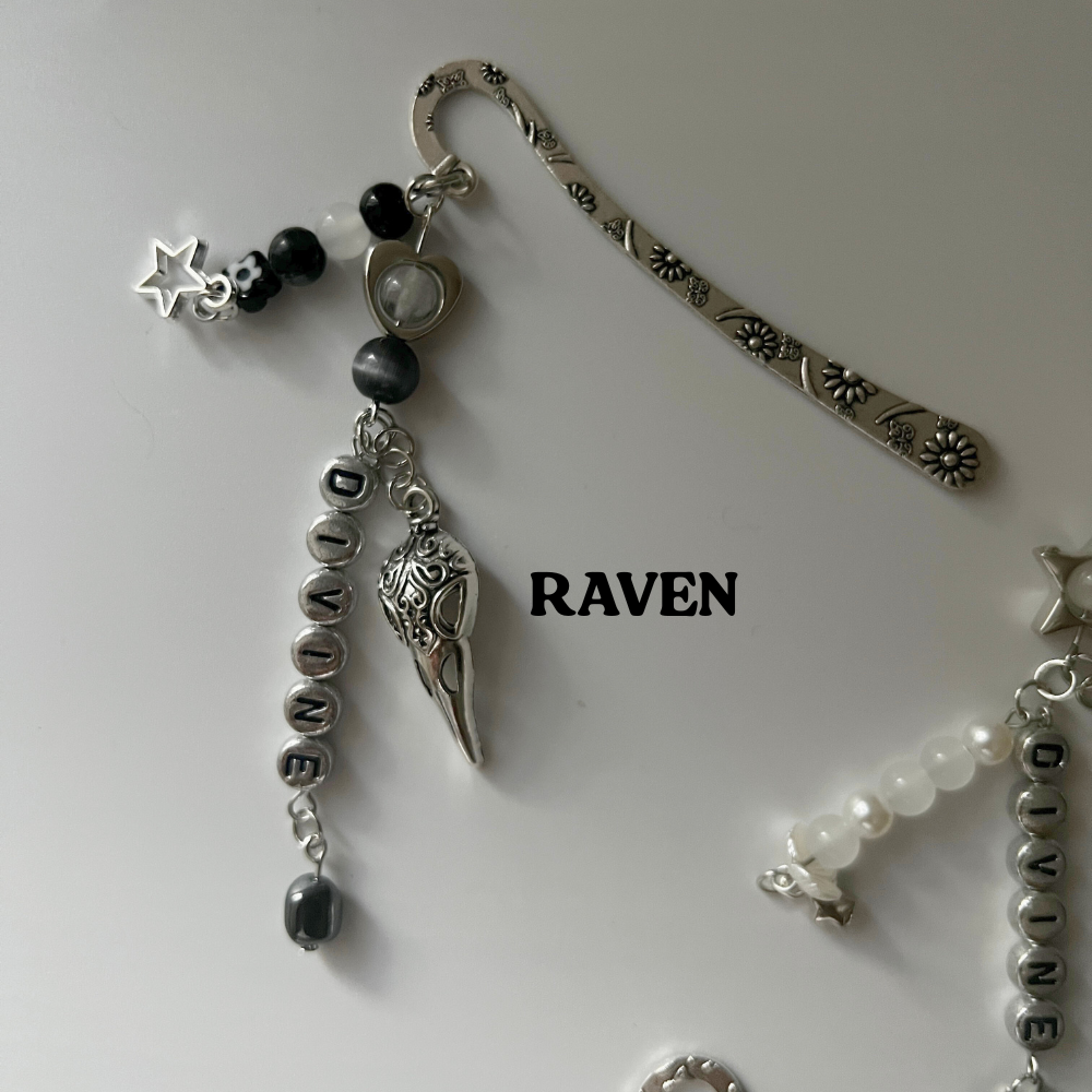 Stray Kids "Divine" Bookmark Collection | Handmade Black & White Beaded Bookmark